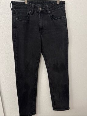 H&M Men's Black  size 30x 32 Straight Regular Fit Jeans